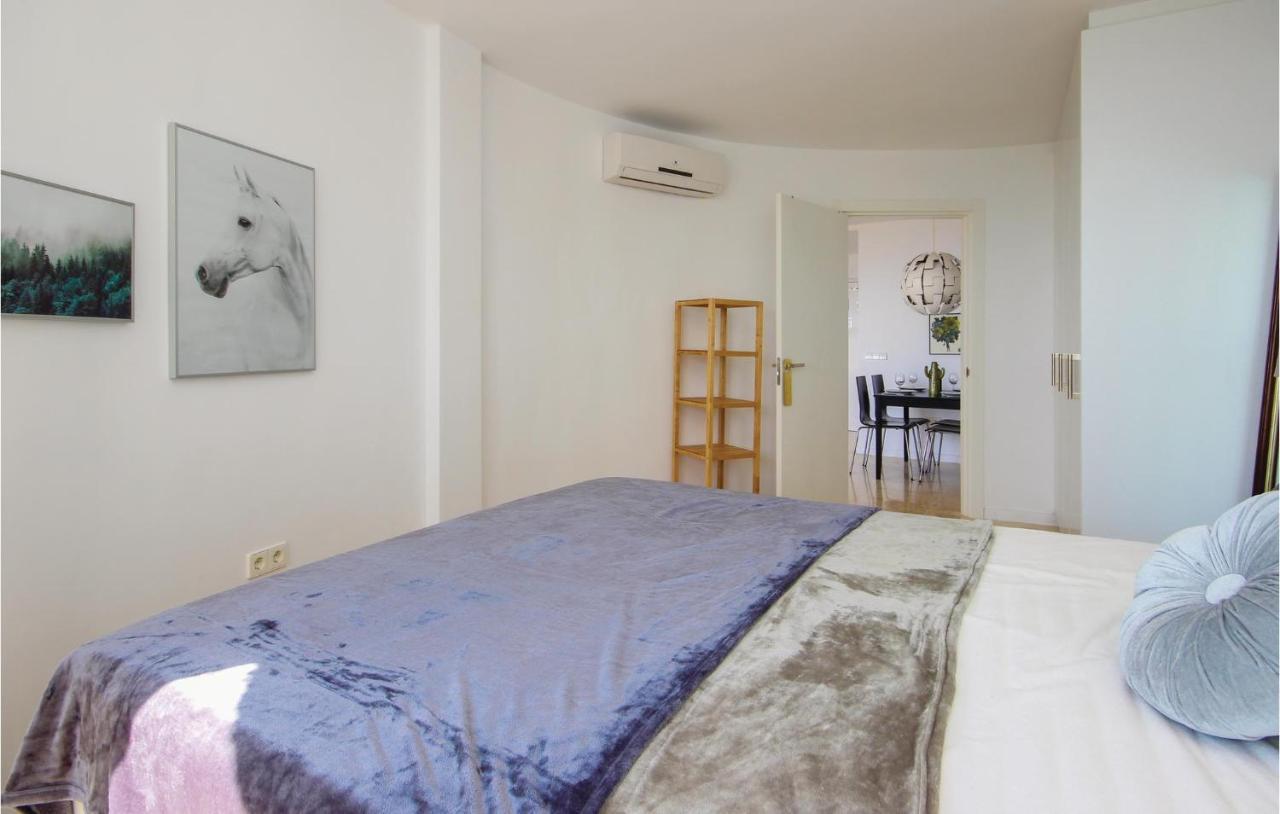 Sunny Apartment In 马尔韦利亚 外观 照片