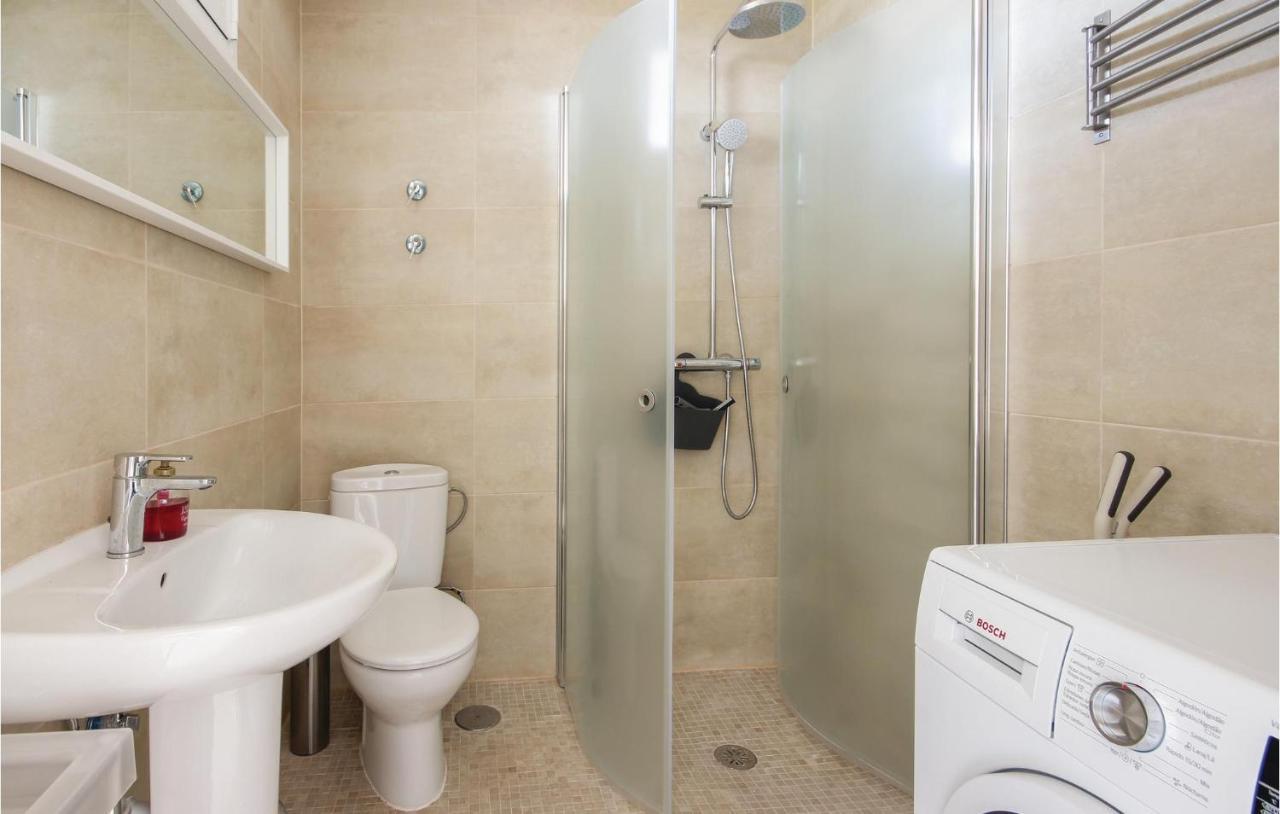Sunny Apartment In 马尔韦利亚 外观 照片