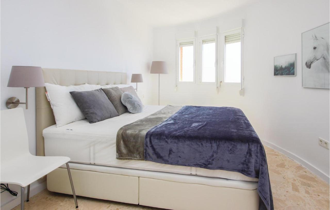 Sunny Apartment In 马尔韦利亚 外观 照片