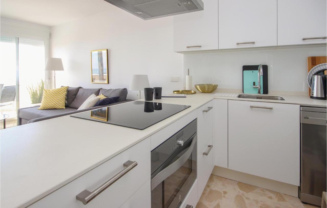 Sunny Apartment In 马尔韦利亚 外观 照片